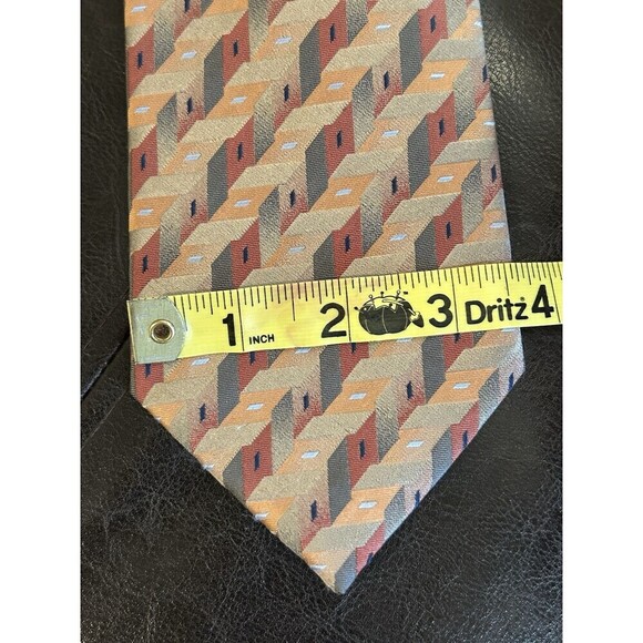 VAN HEUSEN 100% Silk Tie Stain Resistant Yellow Red Blue Green 60" x 3.5” - Picture 3 of 6